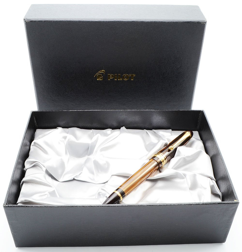 Pilot Namiki Custom 823 Fountain Pen - Amber Demonstrator, Vacuum Fill, 14k Fine Nib (Excellent + in Box, Works Well)