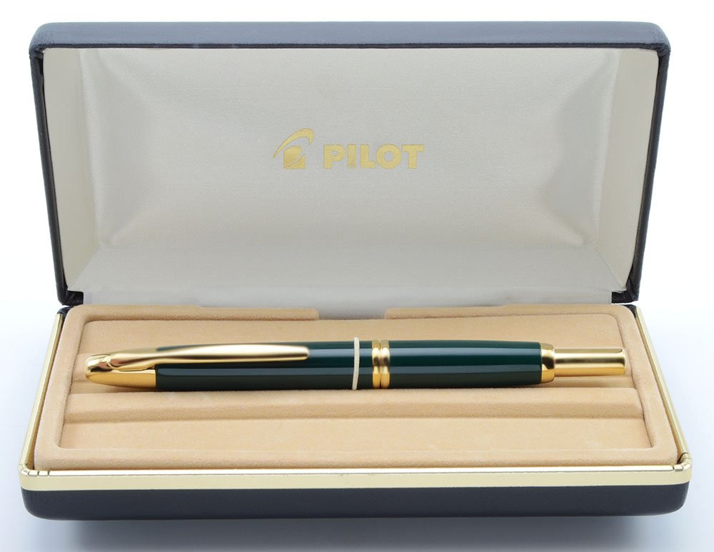 Pilot (Namiki) Vanishing Point - Green Lacquer, Gold Plated Trim