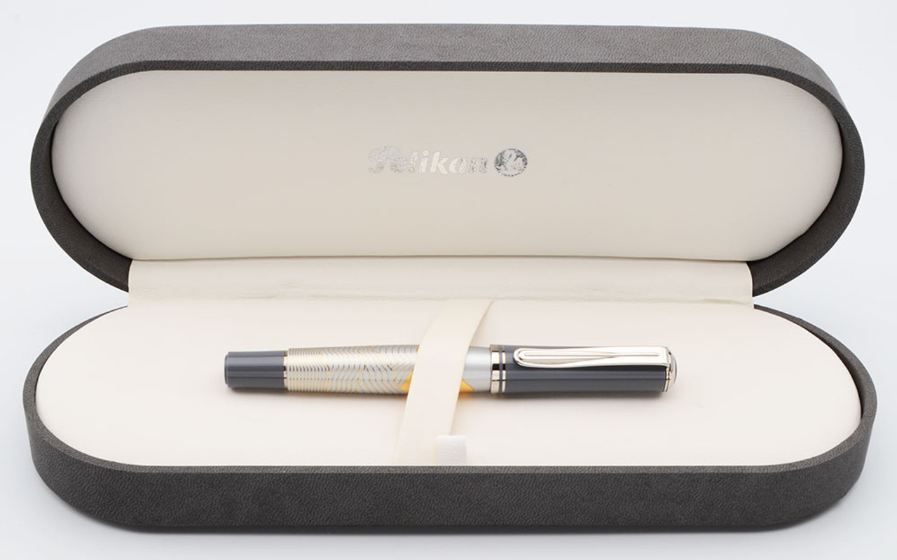 Pelikan M640 Special Edition Beauty of Nature Series M640 Fountain Pen -  Mount Everest, 18k Fine Nib (Excellent + in Box, Works Well)