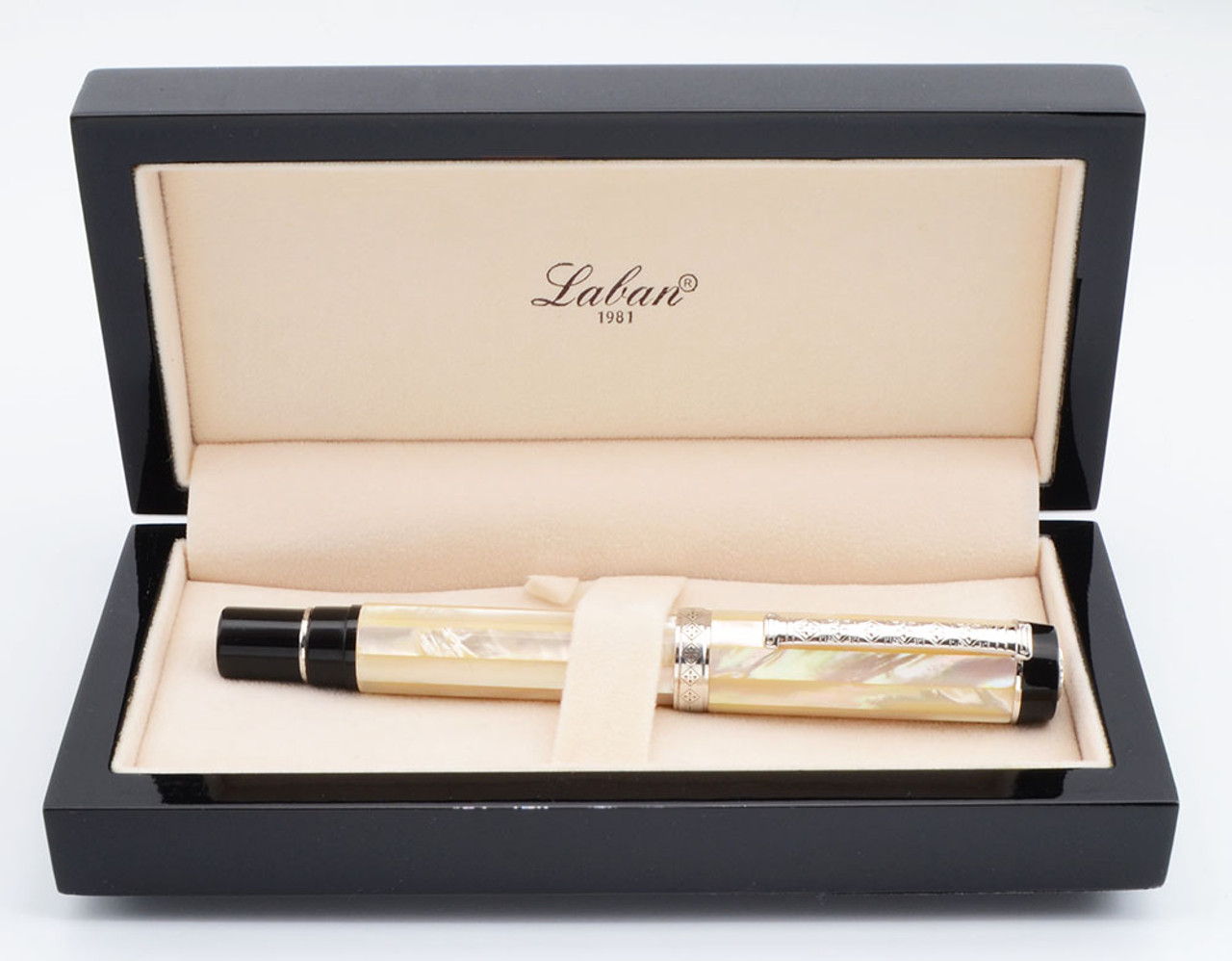 Laban Flat Top Fountain Pen - Mother of Pearl w/Silver Trim, C/C, 18k Broad Nib (Excellent +.In Box,  Works Well)