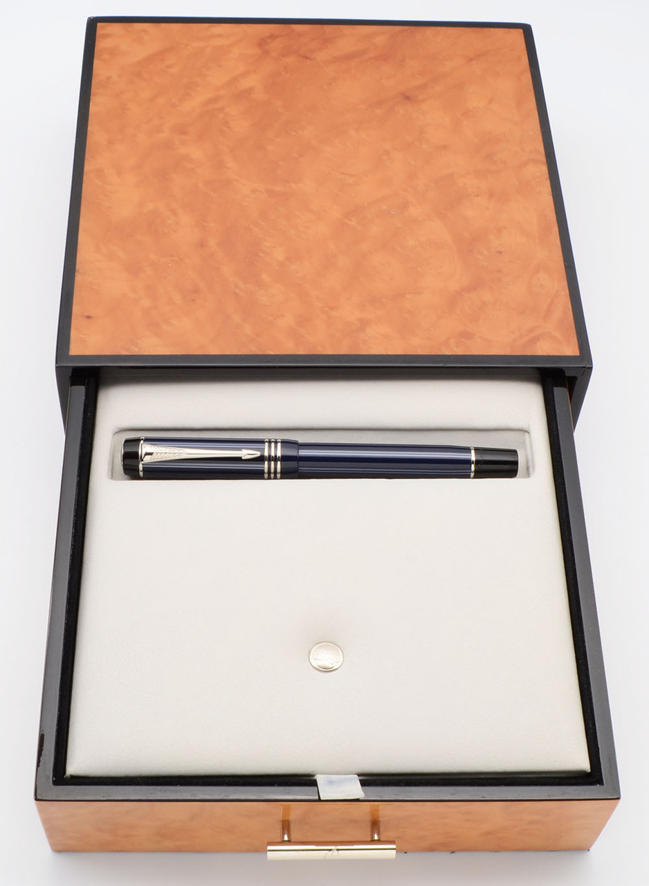 Parker Duofold International Fountain Pen (UK, 2004) - Pinstripe Blue, Medium 18k Nib (Excellent + in Box, Works Well)