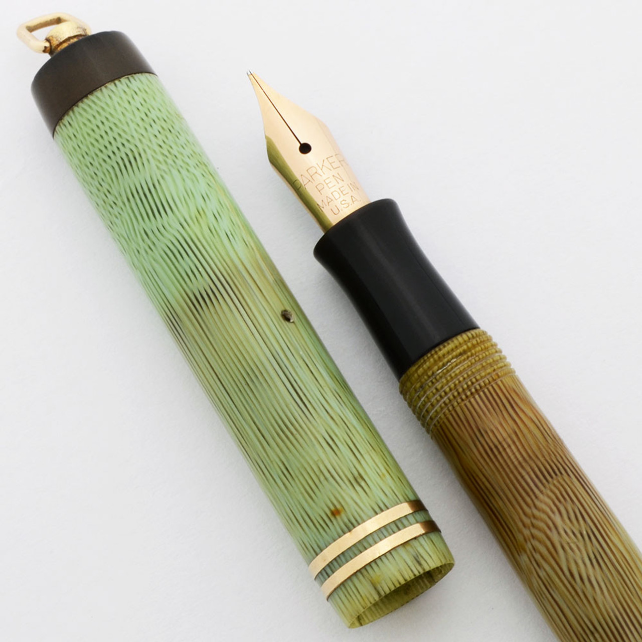 Parker Duofold Lucky Curve Petit Pastel Ring Top Fountain Pen (1927-29) - Apple Green w/GT,  Button Filler, Fine Parker Pen Nib (Very Nice, Restored)