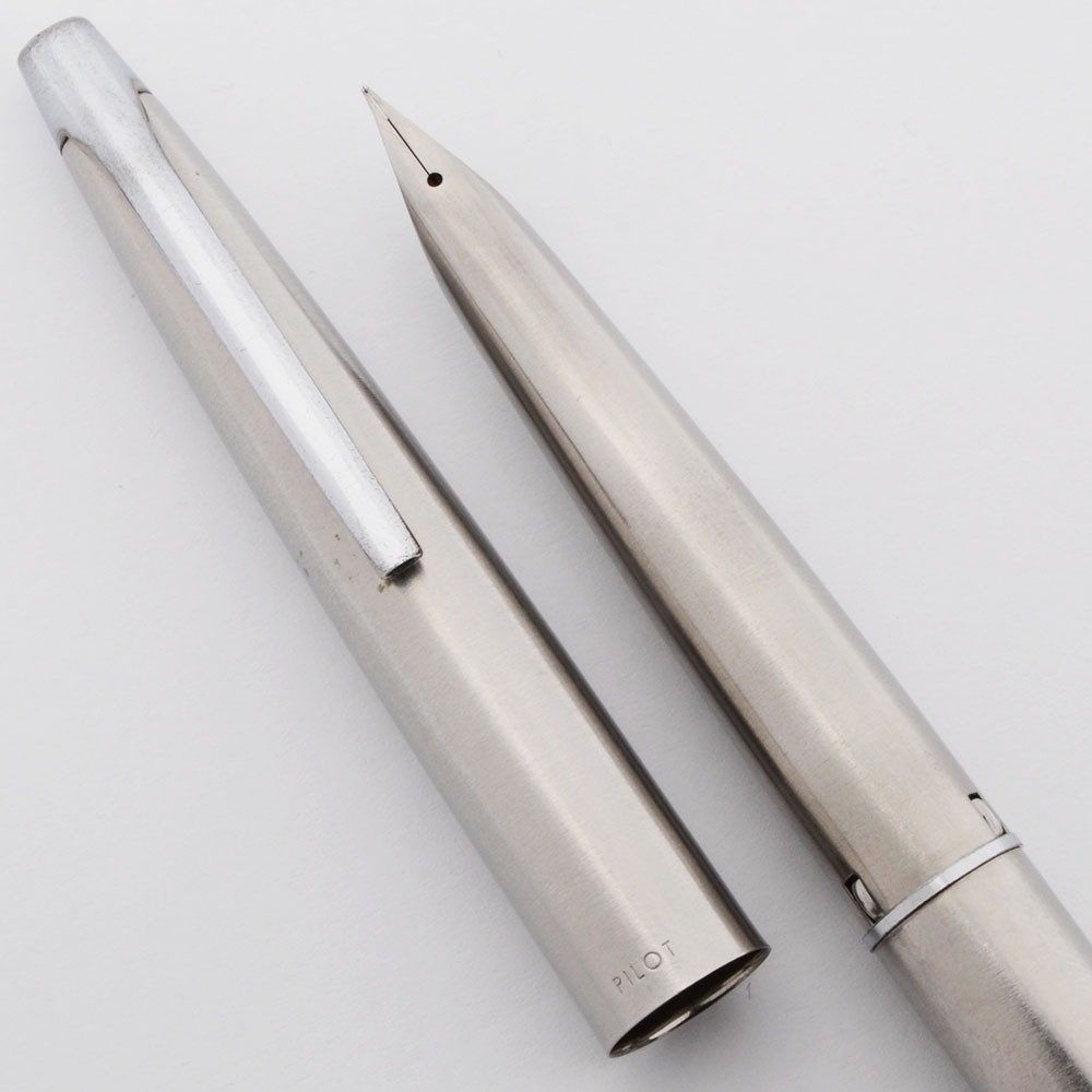 【ヴィンテージ】PILOT MYU 701 万年筆 ステンレス一体型 1971年 Pilot MYU 701 Pocket Fountain Pen (1971) - Stainless Steel, C/C