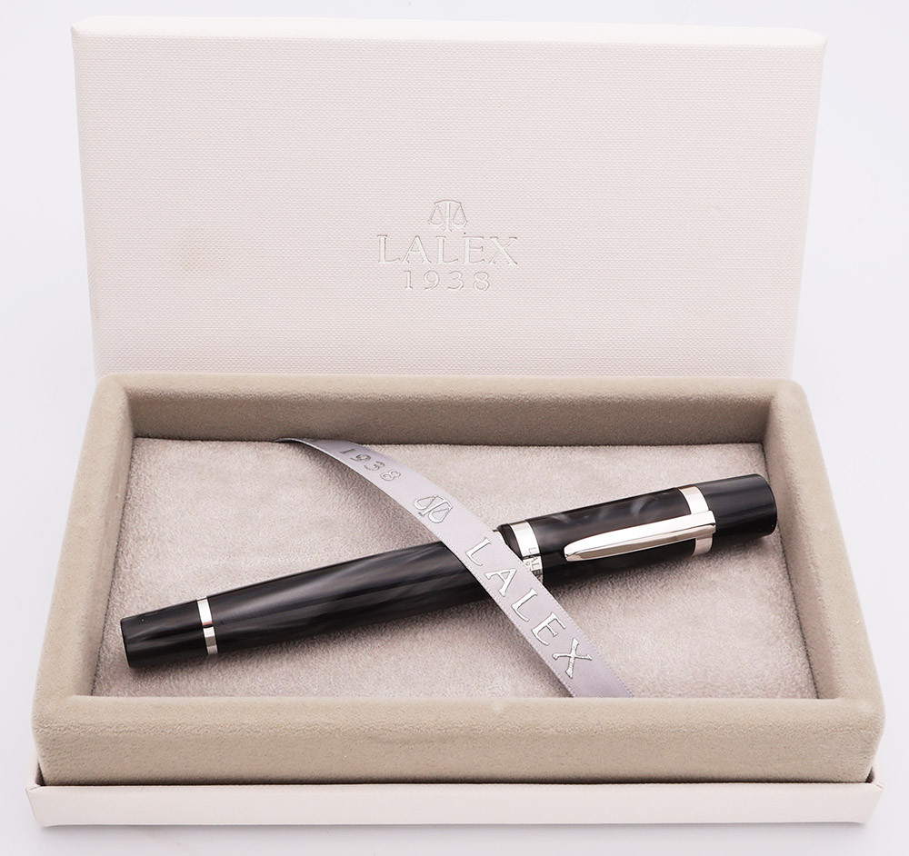 Duke Ruby Fountain Pen With Silver Trim - Medium Fine Nib Luxury Gift Set With Converter