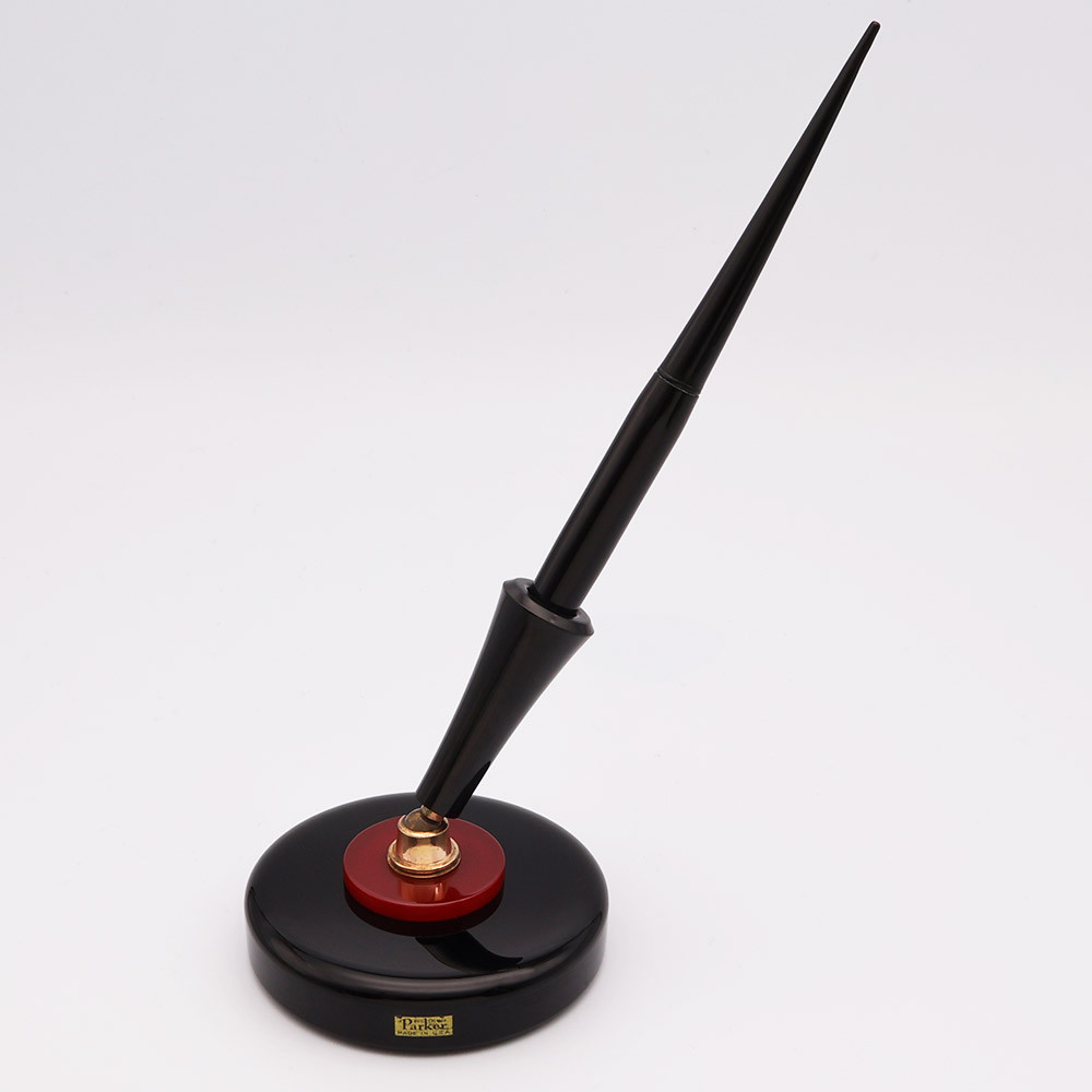 Parker Duofold Desk Pen & Base - Black w Red Bullseye Round