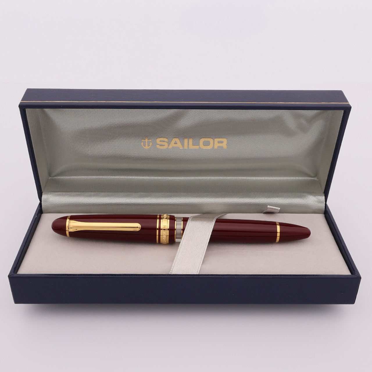Sailor 1911L Realo Fountain Pen - Standard Size, Maroon w GT, H-EF 21k Nib (Near Mint in Box)