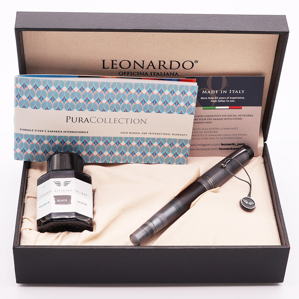Leonardo Momento Zero Grande Fountain Pen (#688) - Pura Anthracite Gray, Piston Filler, Medium Steel Nib (Excellent + in Box, Works Well)