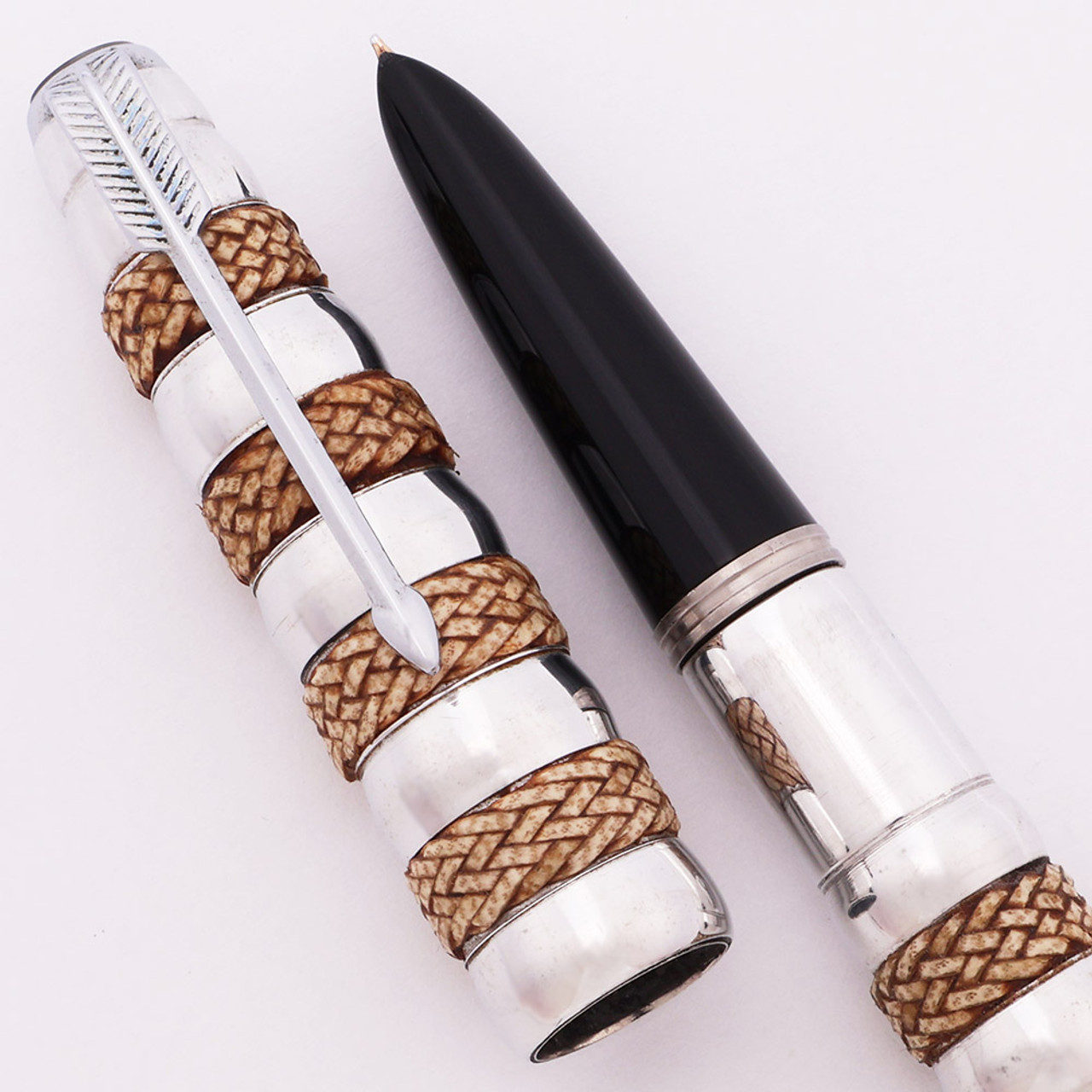 Parker 51 Ariel Kullock "Fantasy" Aerometric - Steel Bubble w Woven Bands, Medium Gold Nib (Excellent, Works Well)