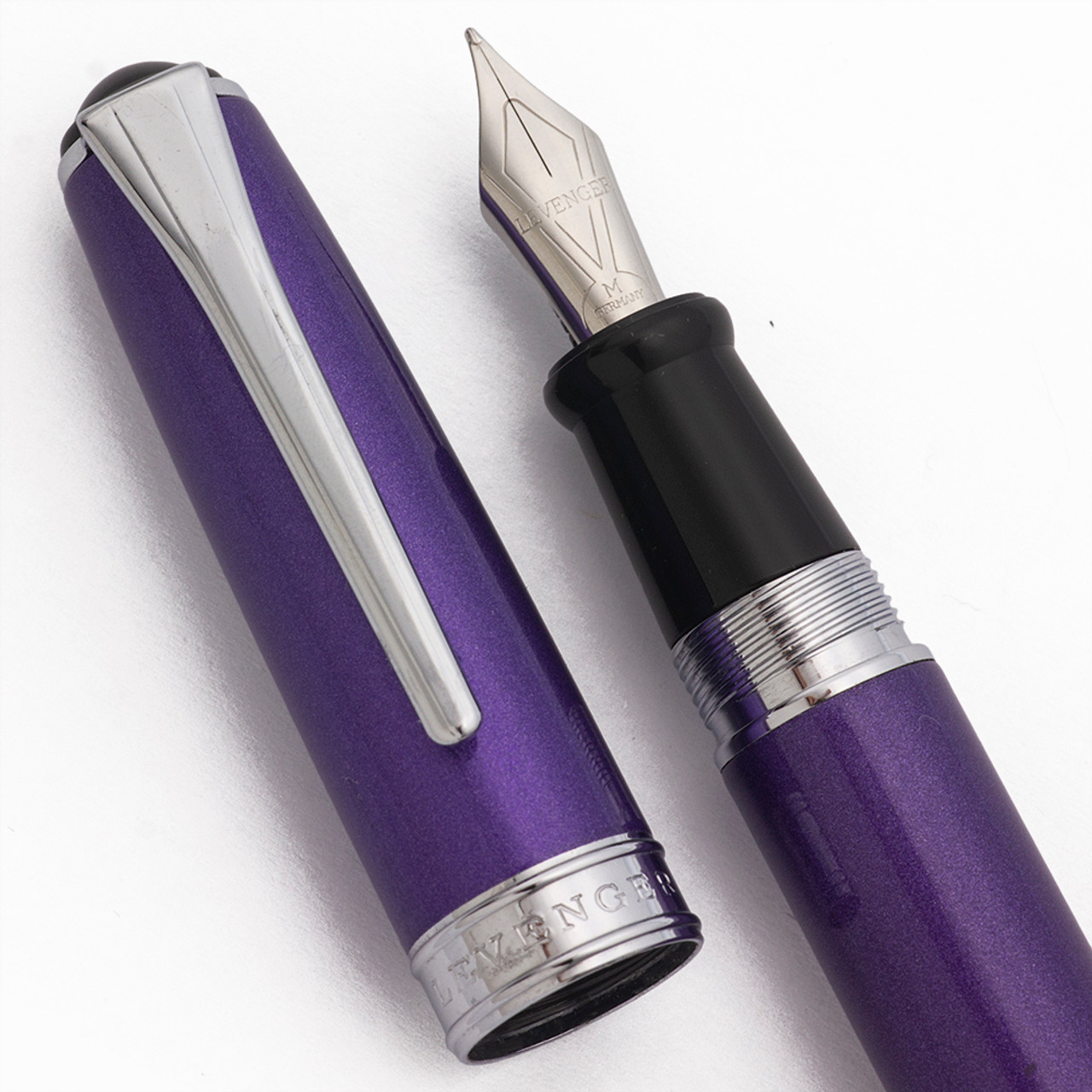 Levenger True Writer Fountain Pen - Purple, Chrome Trim,  C/C, Medium Steel Nib (Near Mint, Works Well)