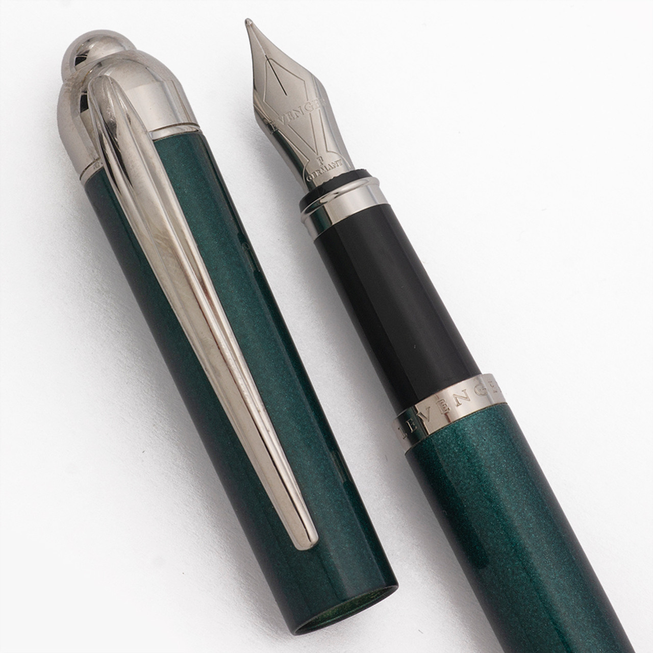 Sheaffer Levenger Fountain Pen  - Metallic Teal w/GT,  C/C, Fine Steel German Nib (Near Mint, Works Well)