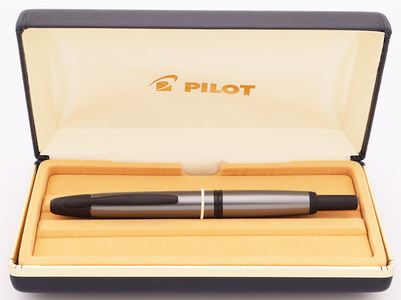 Pilot Vanishing Point Fountain Pen (2012) - Gun Metal Black, Matte Black Trim, C/C, Extra-Fine 18k Nib (Mint in Box, Works Well)