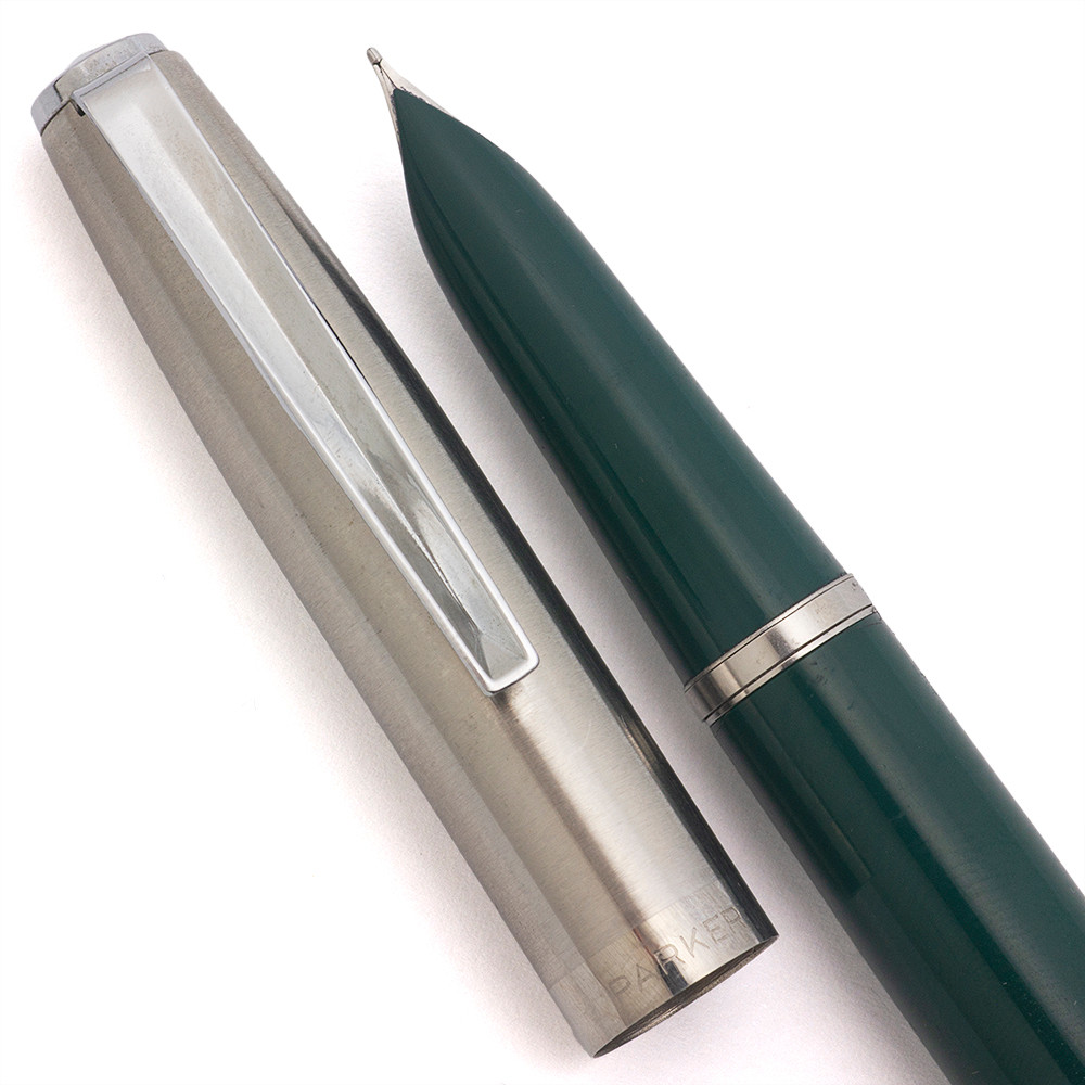 Parker 21 Fountain Pen (1951-65) - Green w Shiny Chrome Cap