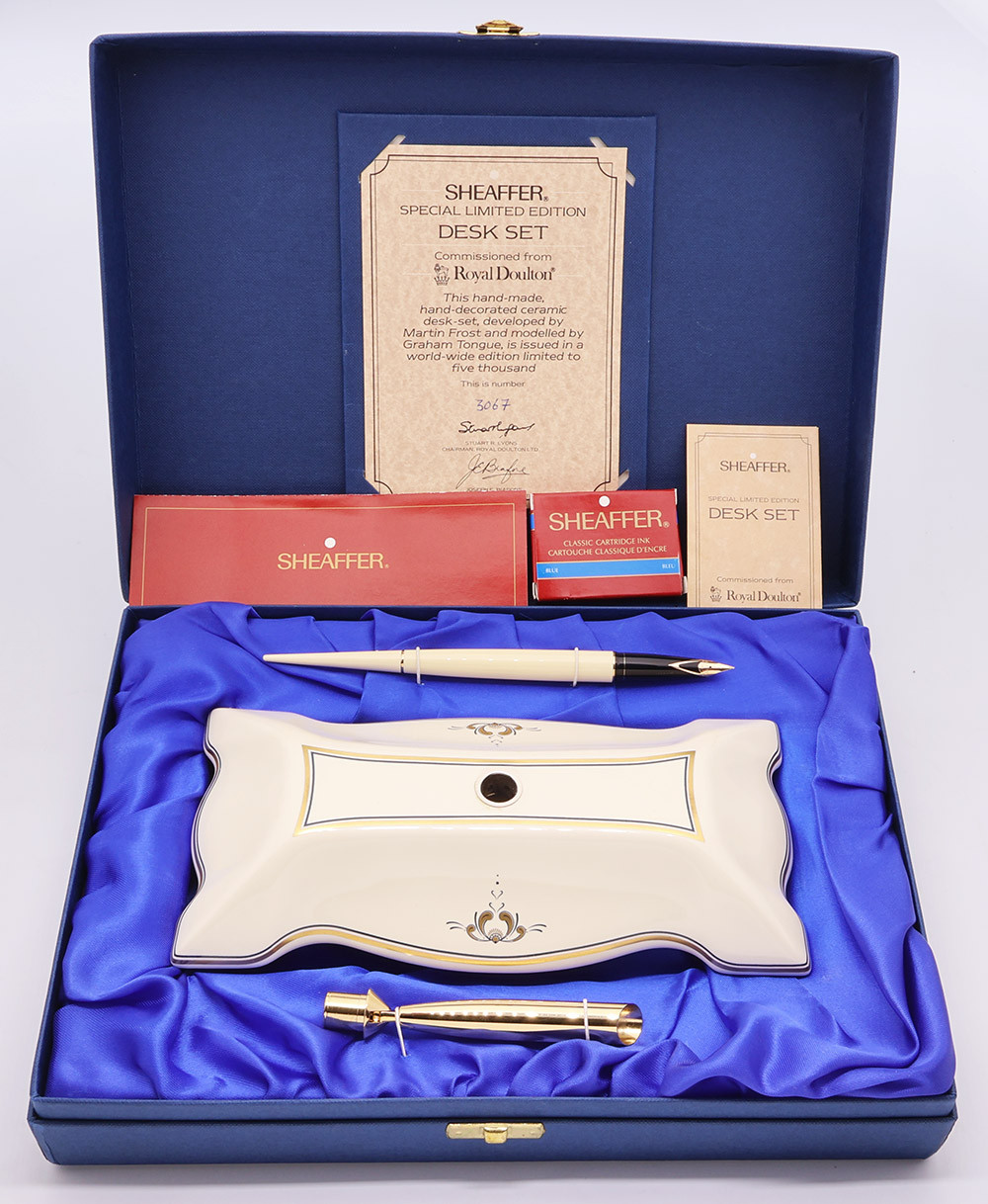 Sheaffer-Royal Doulton LE Desk Set - White Ceramic w Subtle Painted Pattern, Off-White Barrel, Medium 14k Inlaid Nib (Near Mint in Box)
