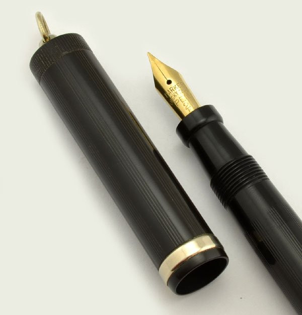 Parker "Duofold Quality" Lucky Curve Fountain Pen - Ringtop, Black Lined, Fine  (Near Mint, Restored)
