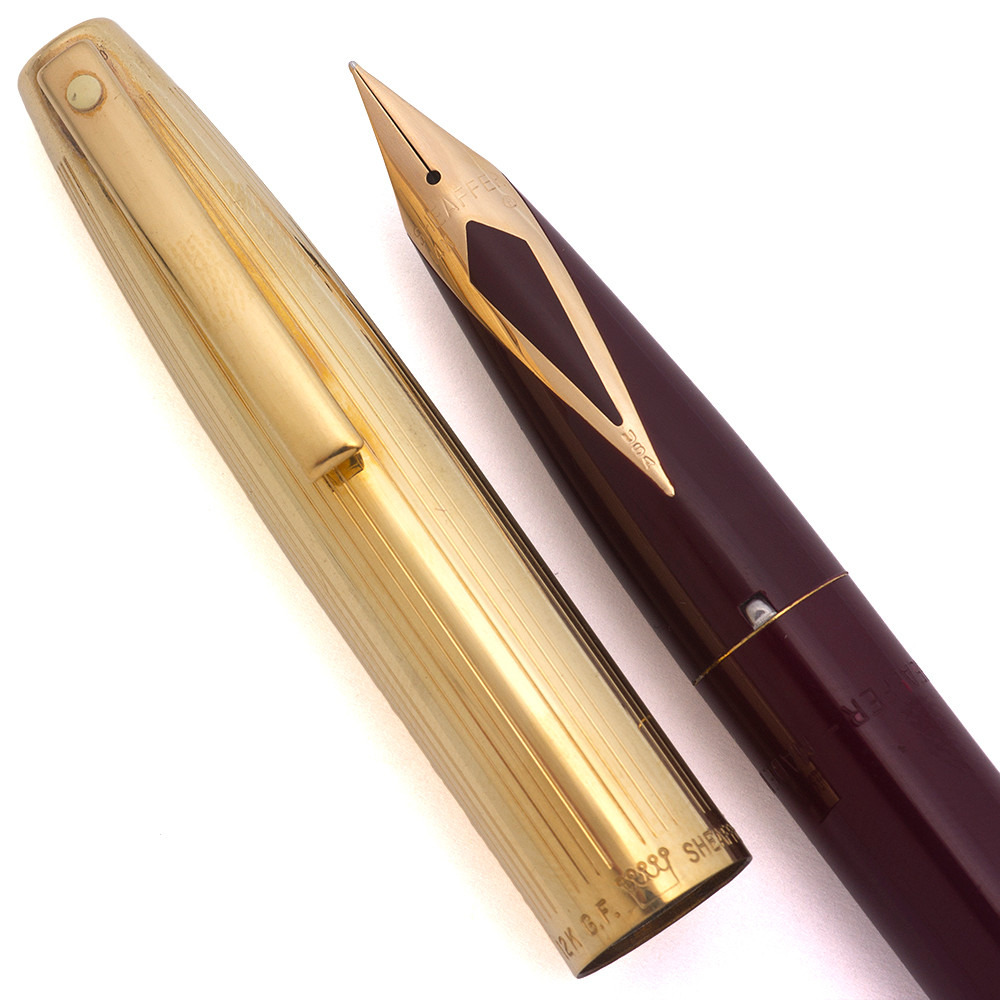 Sheaffer Imperial 770 Fountain Pen (1970s) - Burgundy w Fluted