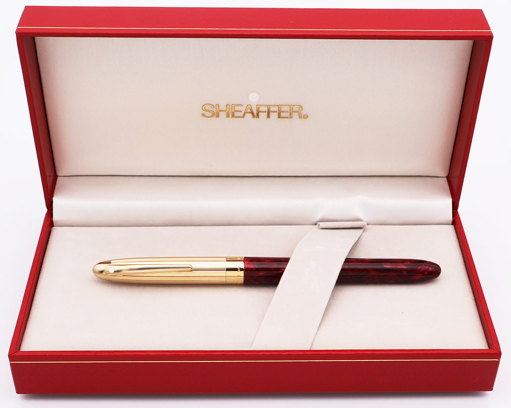 SHEAFFER 万年筆 レッド ゴールドトリム 専用ケース付 Sheaffer Crest (Reissue) Fountain Pen (1994) - Red Opalite w Gold