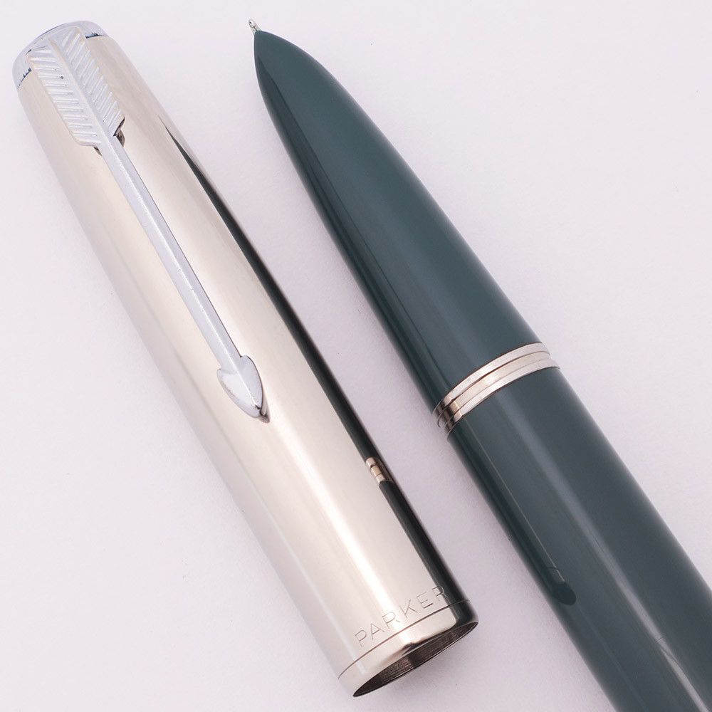 PARKER 51 スペシャル オクタニウムニブ Parker 51 Special Aerometric (1950s) - Navy Grey, Shiny Steel Cap