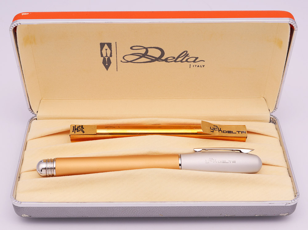 Delta Trend Y2K Fountain Pen (early 2000s) - Matte Gold Barrel w/Silver Cap, C/C, Medium Gold Plated Clip (Near Mint, In Box, Works Well)
