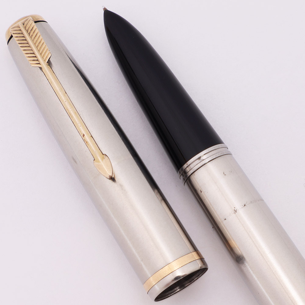 Parker 51 Aerometric Fountain Pen (1950) - Flighter w Gold Filled Trim, Medium 14k Nib (Excellent, Works Well)