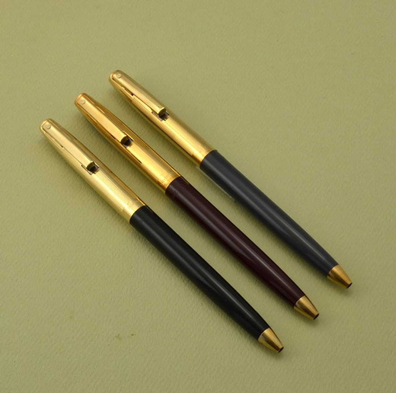 Sheaffer Imperial VIII Ballpoint Pen -  Gold Cap, Plastic Body, Reminder Clip (New Old Stock)