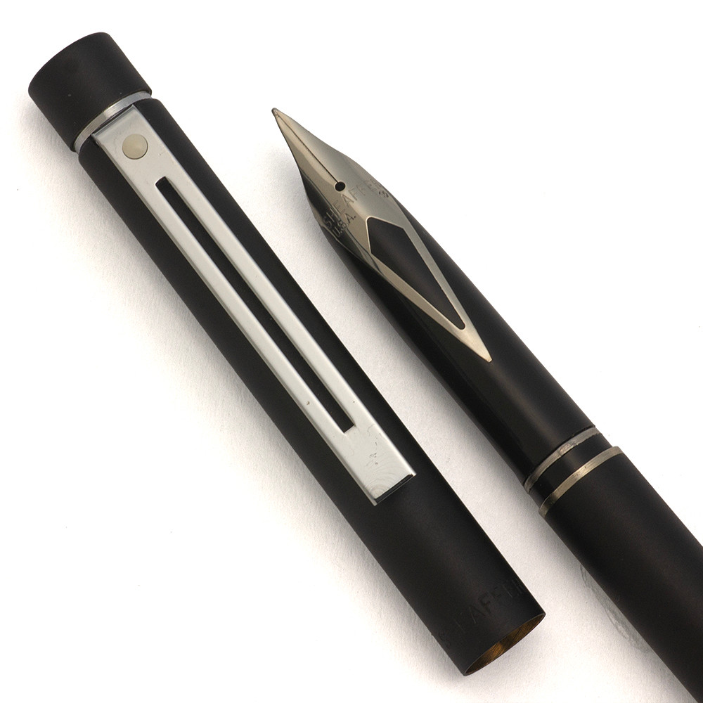 Sheaffer TARGA 1002S Slim Fountain Pen (1980s) - Matte Black w GT