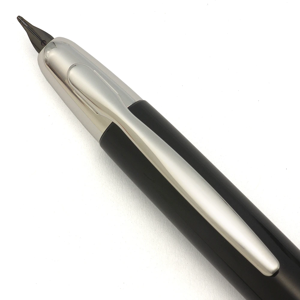 Pilot Namiki Vanishing Point (2021) - Black w Rhodium Trim, Broad 18k Black Nib (Excellent +, Works Well)