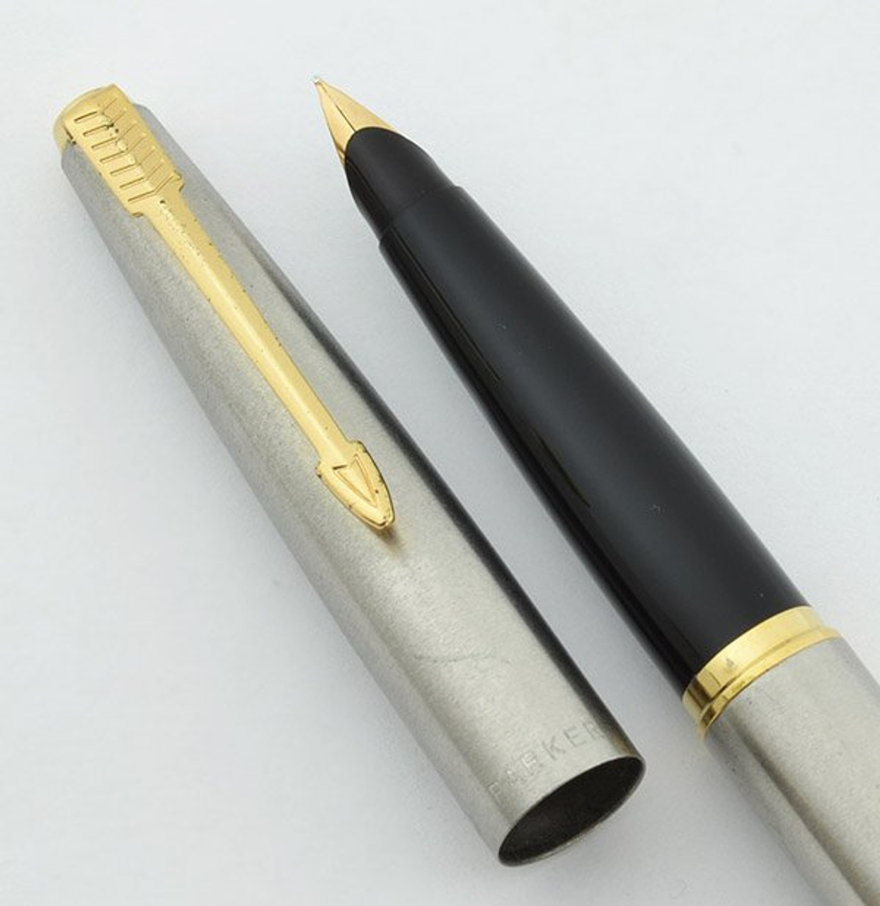 Parker 45 Fountain Pen - Grey, Gold Trim, 14k Medium Nib (Excellent, w Converter)