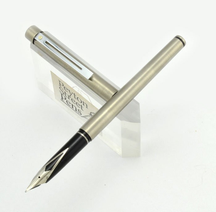 Sheaffer TARGA 1001s Slim Fountain Pen - Fine Nib (Very Nice