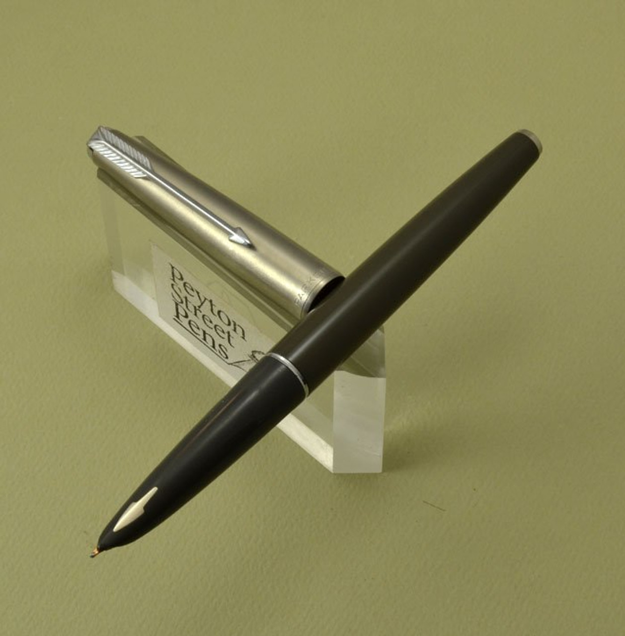 Parker 61 Fountain Pen - Mk II, Grey w Steel Cap, Medium (Excellent)
