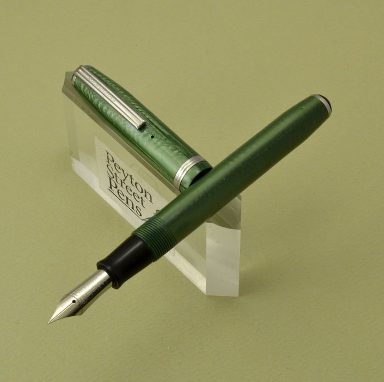Esterbrook SJ Fountain Pen - Green, 9550 Extra Fine (Excellent, Restored)