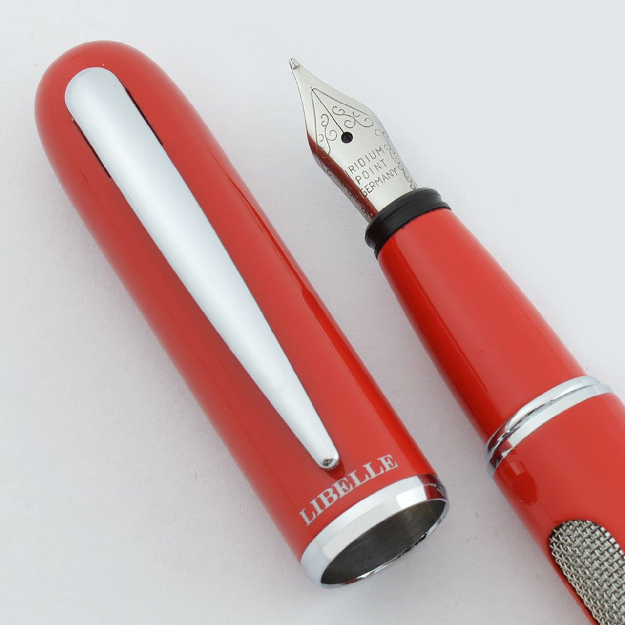 Libelle Chromatic Fountain Pen - Red w Chain Mesh Body, Medium-Fine Nib (Excellent)