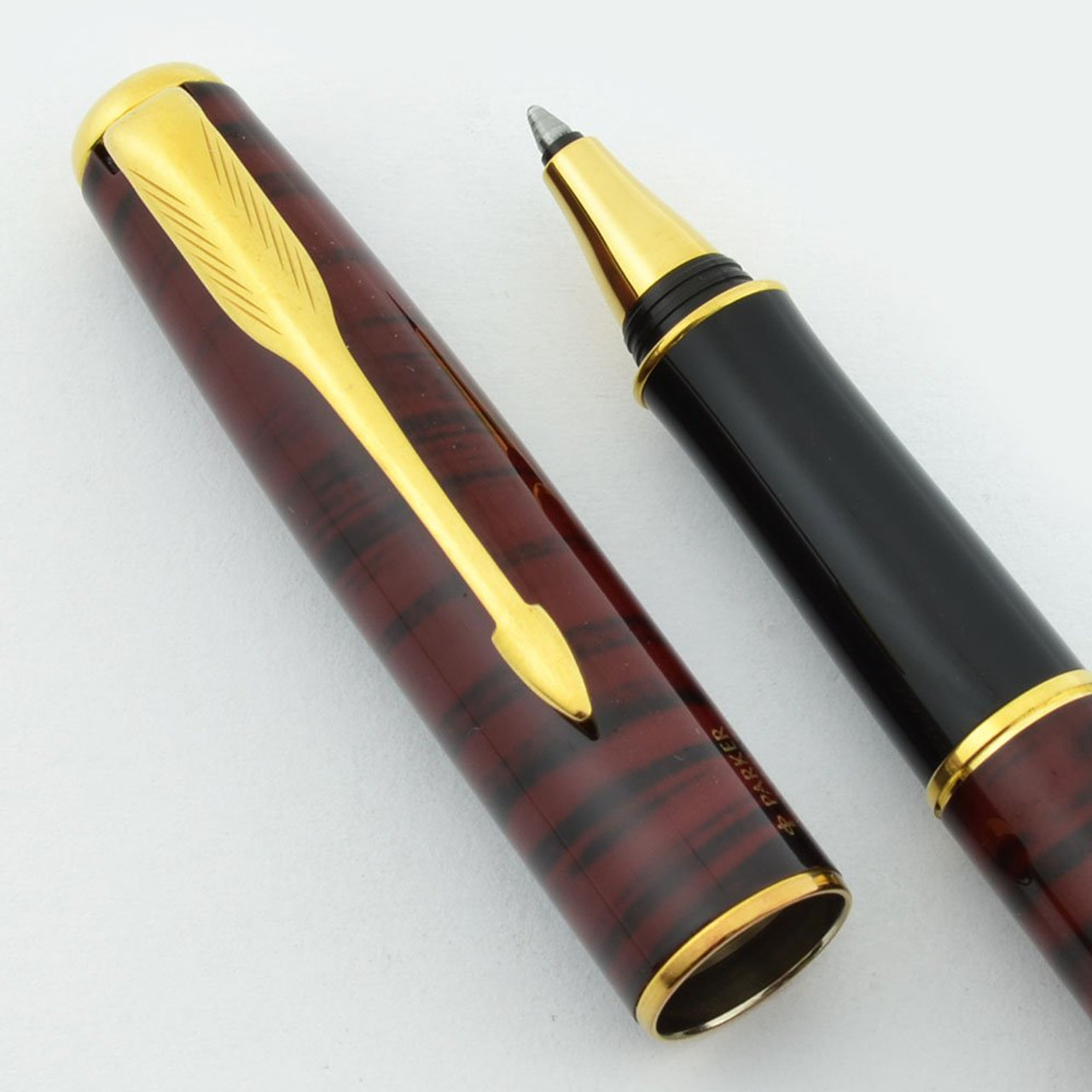 Parker Sonnet Rollerball Pen - 1998 Version, Red Laque with Gold Trim (Mint) Parker Sonnet Rollerball Pen - 1998 Version, Red Laque with Gold Trim (Mint)