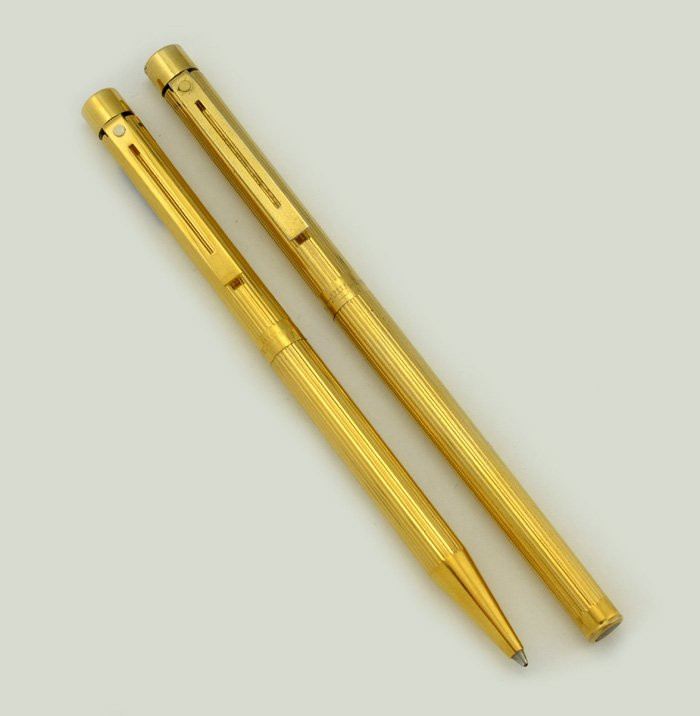 Sheaffer Targa 1005s Slim Fountain Pen Set - Gold Fluted, Broad (Very Nice)