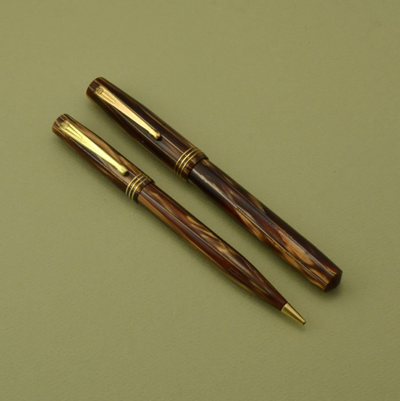 Waterman Commando Fountain Pen Set -1940s, Canada, Brown Marble, 14k Fine Semi-Flex (Excellent, Restored)