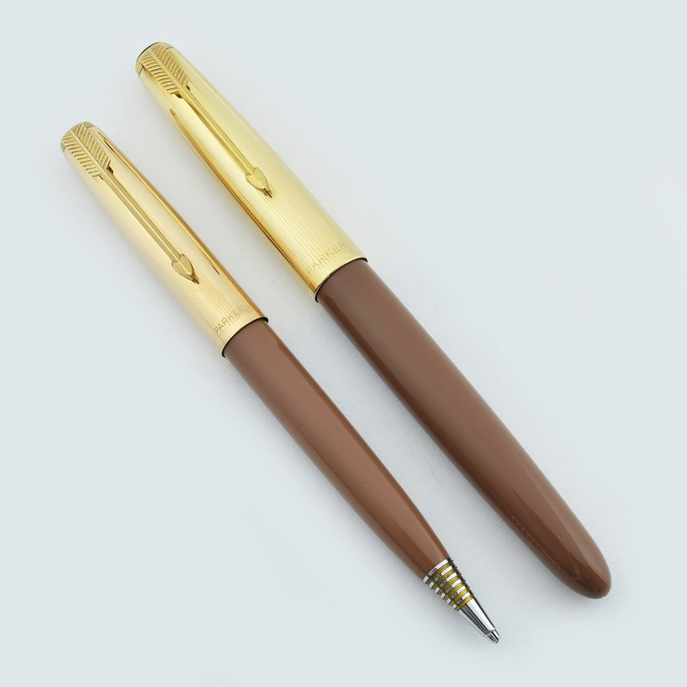 Parker 51 Aerometric Demi Fountain Pen Pencil Set - 1948, Cocoa, GF Converging Lines Cap, Fine (Excellent)