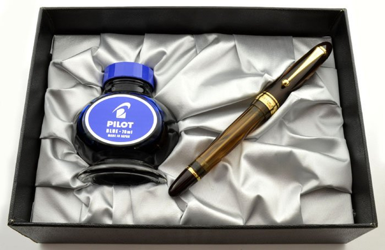 Pilot Namiki Custom 823 Fountain Pen - Amber Demonstrator, 14k XXF Nib (Mint in Box)
