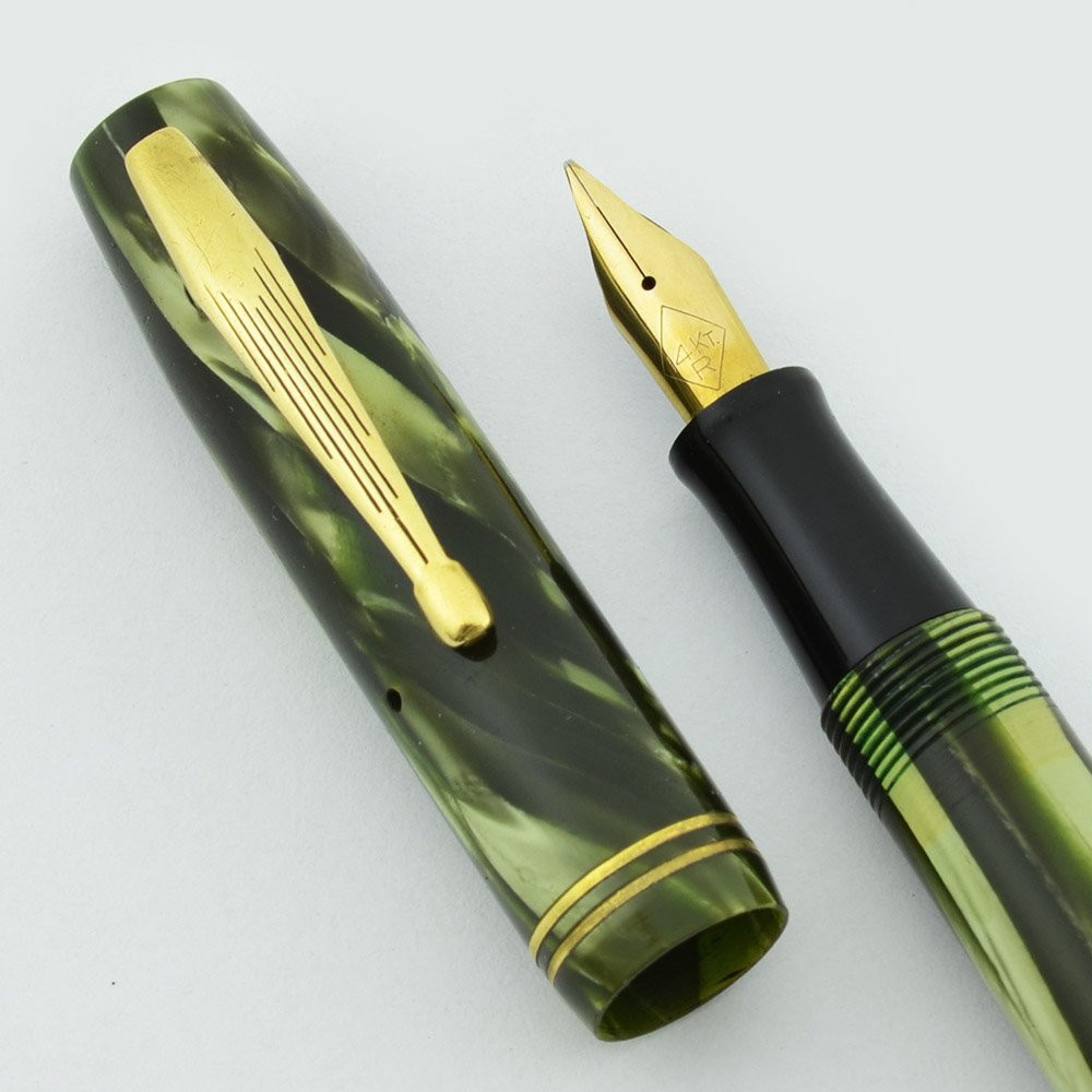 Waterman Skywriter Canada Fountain Pen - Green Marble, Medium