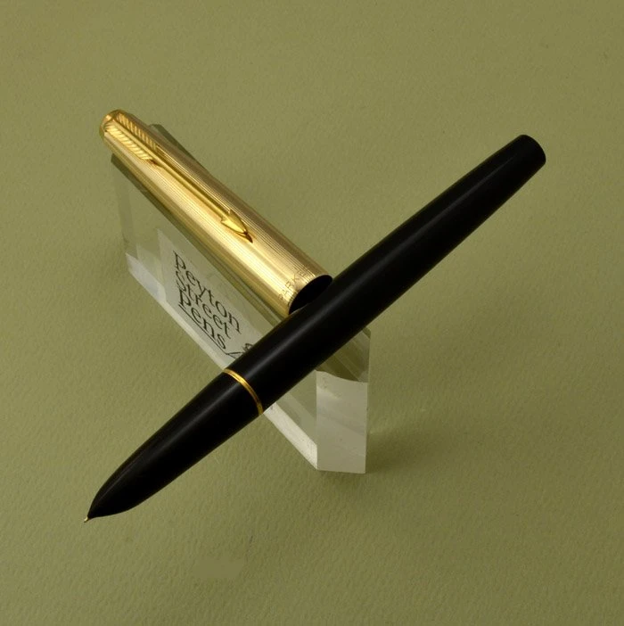 Parker 51 Aerometric Mark III - Black, Gold Filled Cap, Fine (Near Mint)