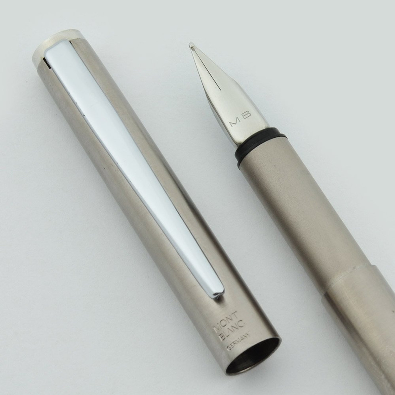 Montblanc Noblesse Slimline Fountain Pen - Fogged Steel, Medium Steel Nib (Excellent, Works Well)
