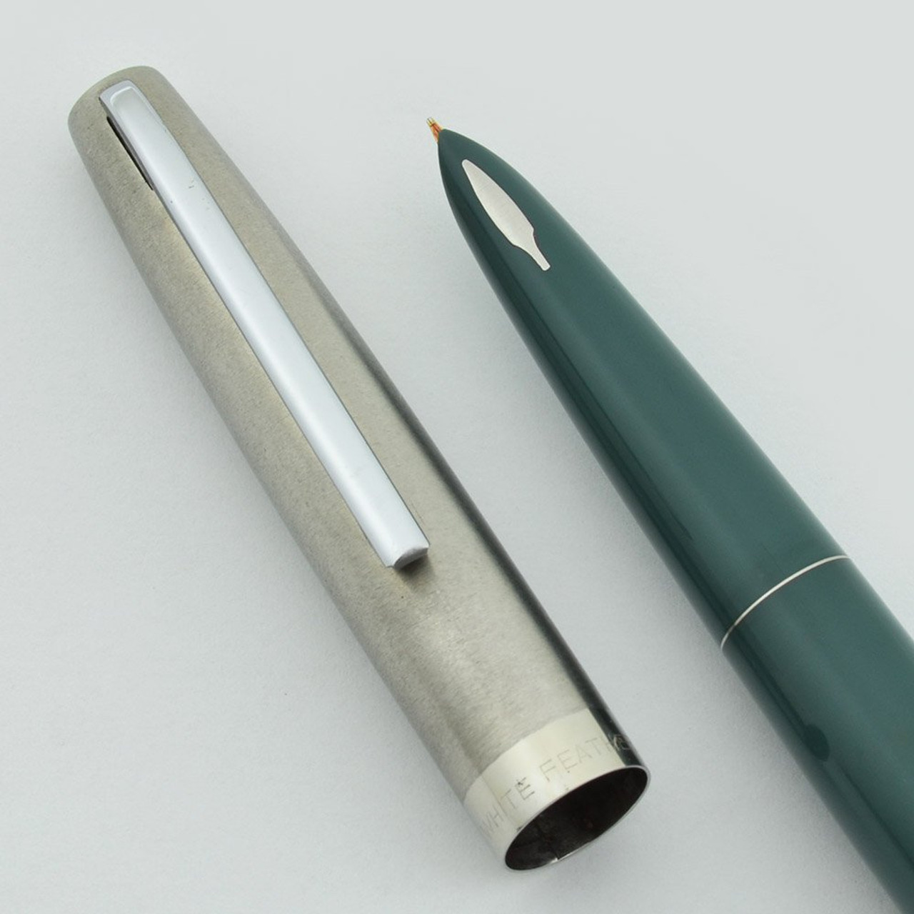 White Feather (Hero) 252 Fountain Pen - Grey, Brushed Steel Cap, Fine (Excellent, Works Well)