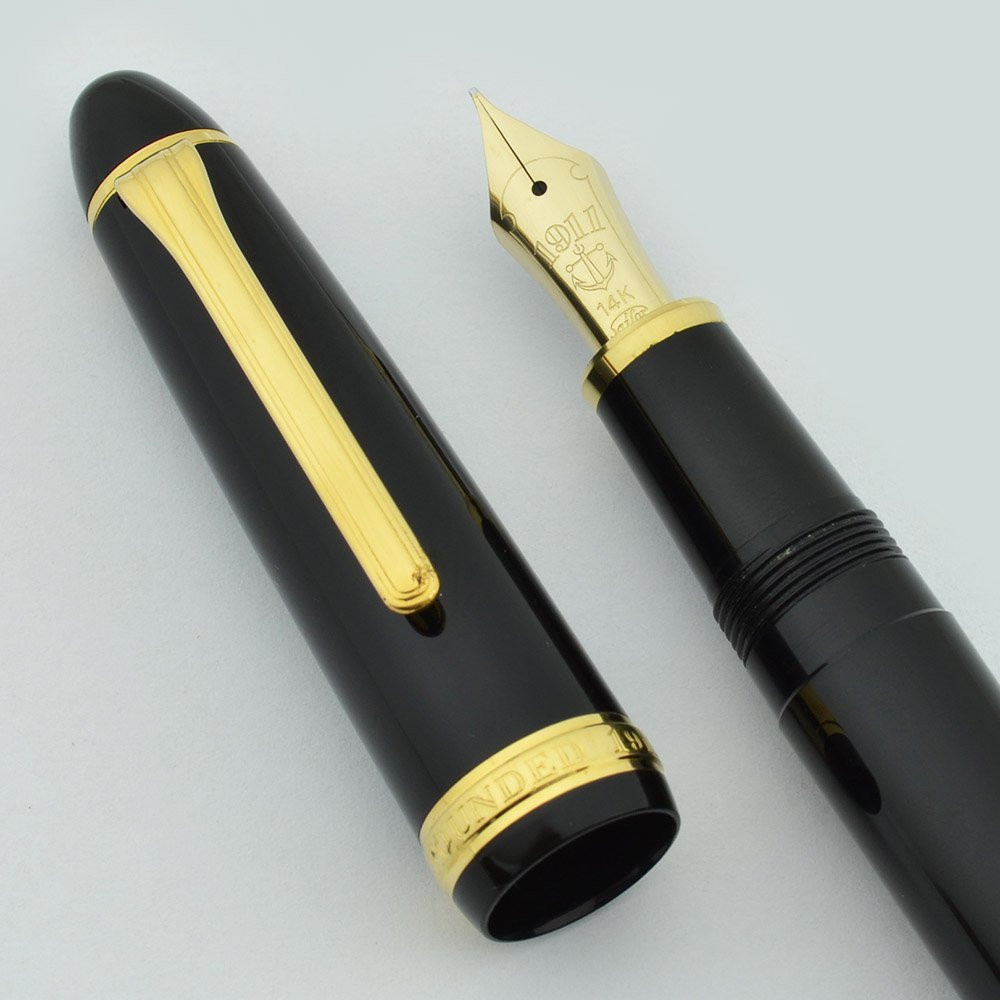 Sailor 1911 Fountain Pen - Large Size, Black w Gold Trim, Fine 14k
