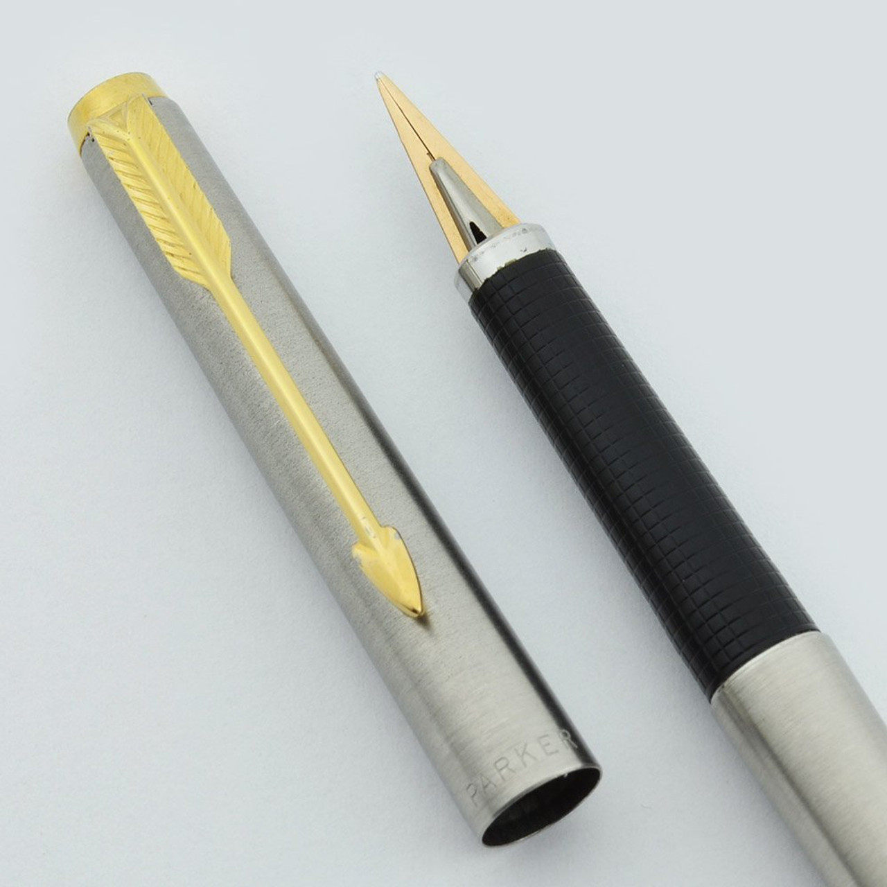 Parker 180 Fountain Pen - Flighter, GT, Reversible XF/Medium Gold Nib (Excellent, Works Well)