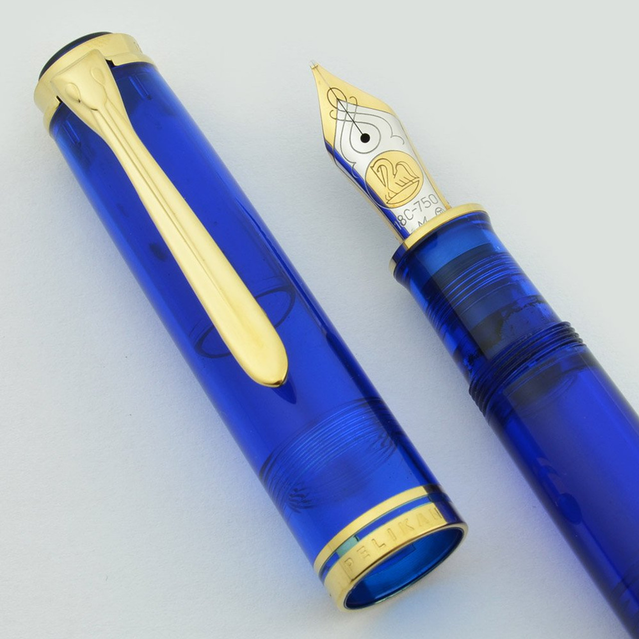 Pelikan M800 Souveran Fountain Pen - Hard to Find Limited Edition 1382/5000, Blue Ocean, Medium 18k  (Near Mint, Works Well)