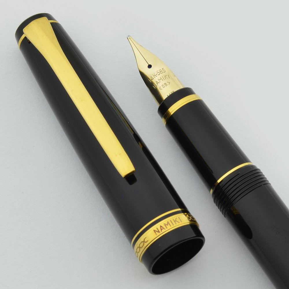 Namiki Falcon Fountain Pen - Black w Gold Trim, Flexible Soft Broad 14k Nib (Excellent +, Works Well)