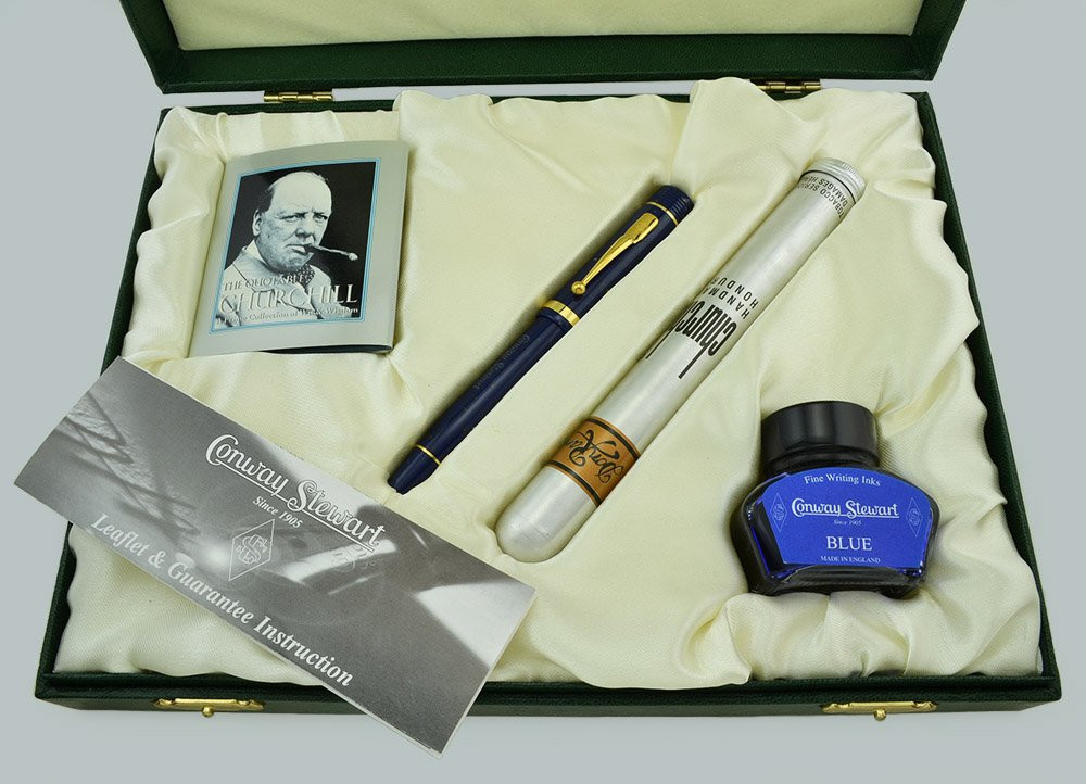 Conway Stewart Churchill Fountain Pen LE - Oversize, Lapis Blue