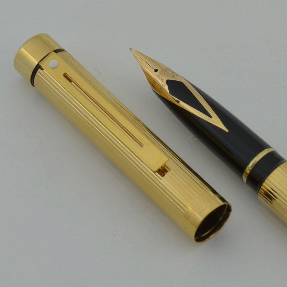 Sheaffer Targa 1005 Fountain Pen - Gold Fluted, Fine 14k Nib