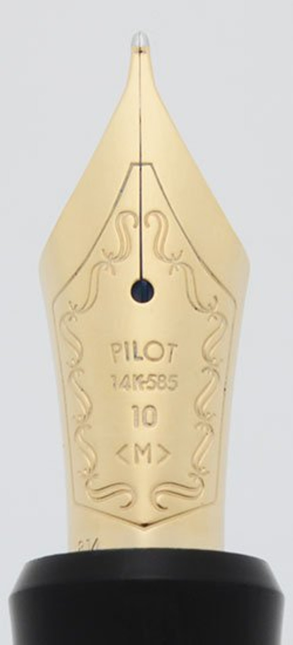 Pilot Namiki Custom 742 Fountain Pen - Black, Gold Trim, 14k