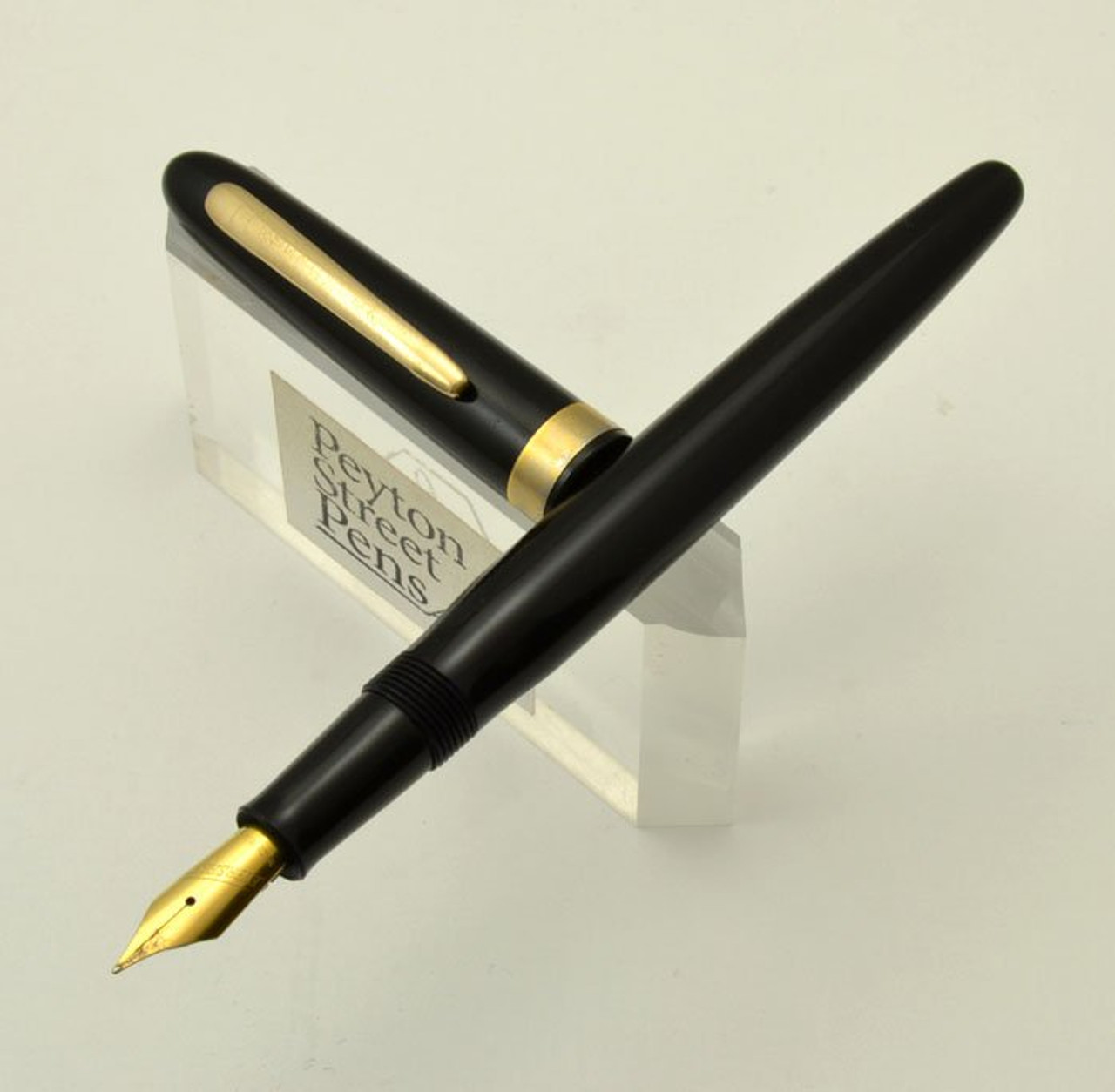 Eversharp Late Model Fountain Pen - Symphony-Like, Black, Gold Plated Nib (Very Nice, Restored)