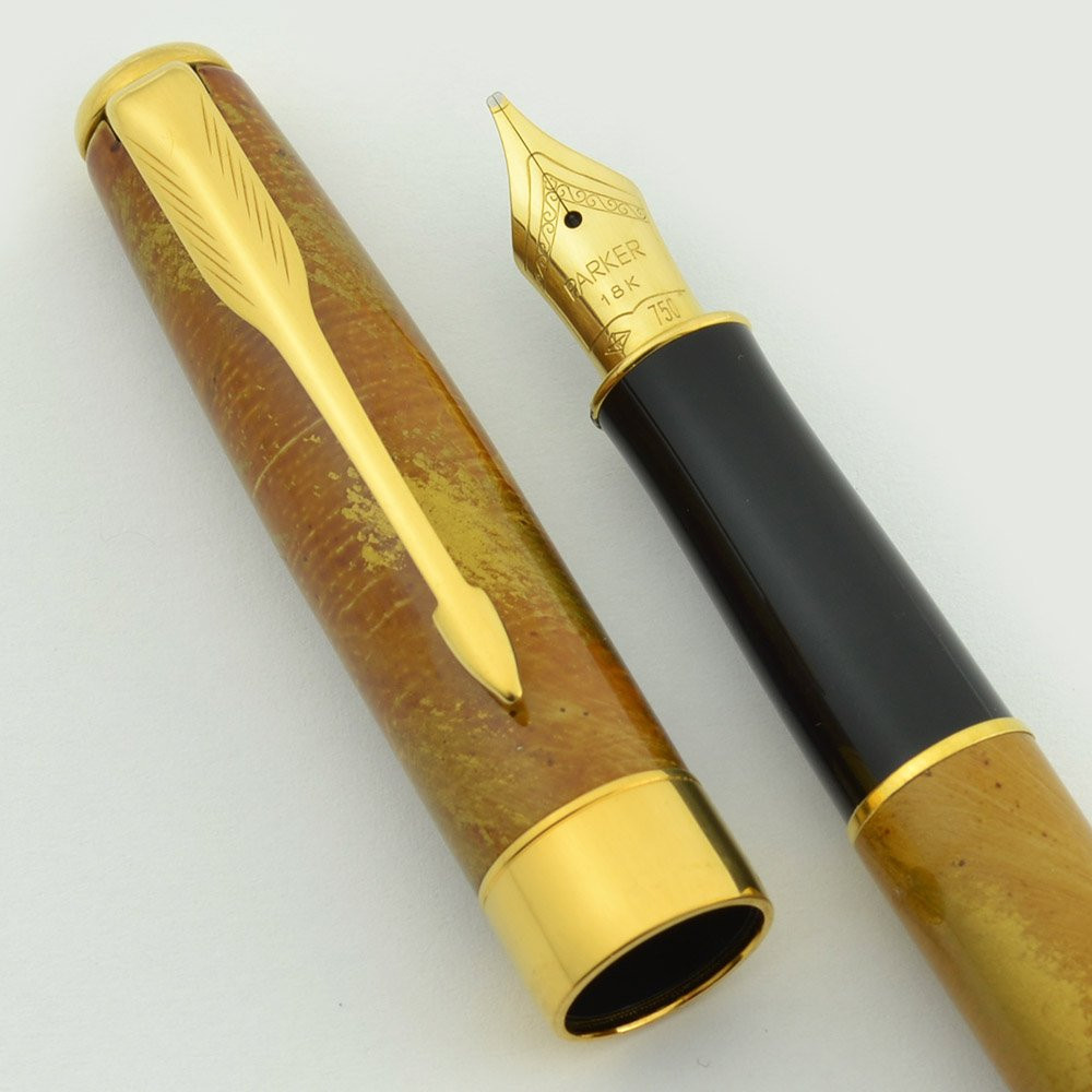 Parker SONNET I Fountain Pen - Chinese Laque Amber, 18k Stub Nib