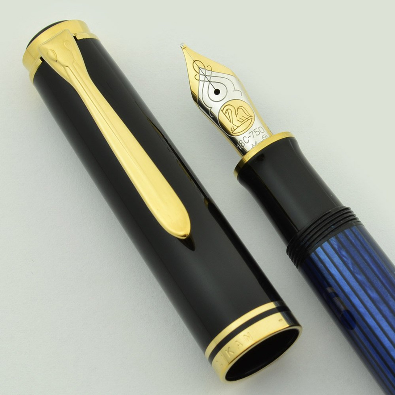 Pelikan M800 Souveran Fountain Pen - Blue and Black, 18k Medium